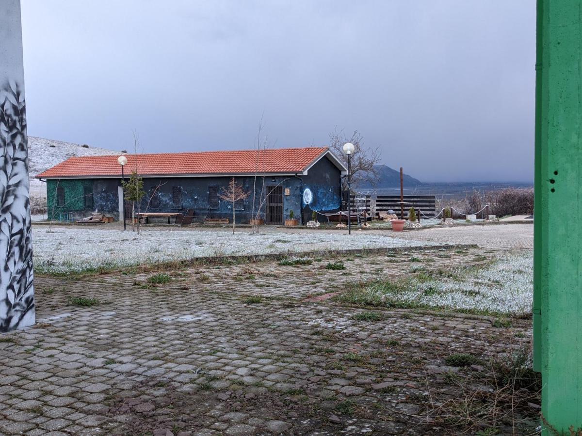 Rifugio Silone Hostel Pescina ภายนอก รูปภาพ